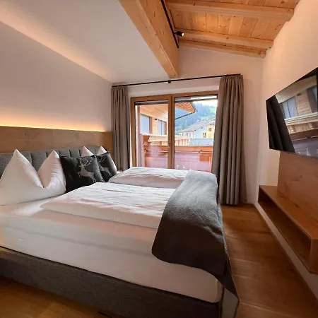 Апартаменти Penthouse Large Bergblick 19 By Interhome